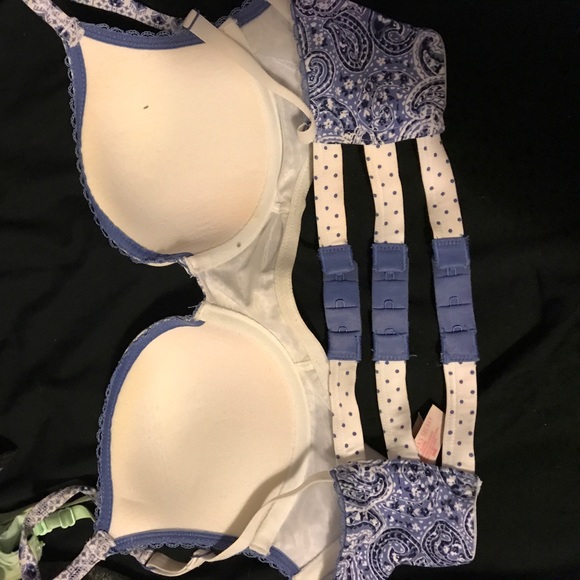 Victoria's Secret push up bra - Picture 3 of 4