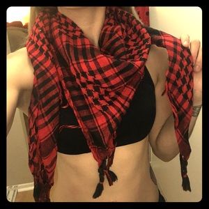 Red & Black houndstooth/Flannel patterned Scarfs