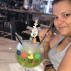 Meet your Posher, Crystal