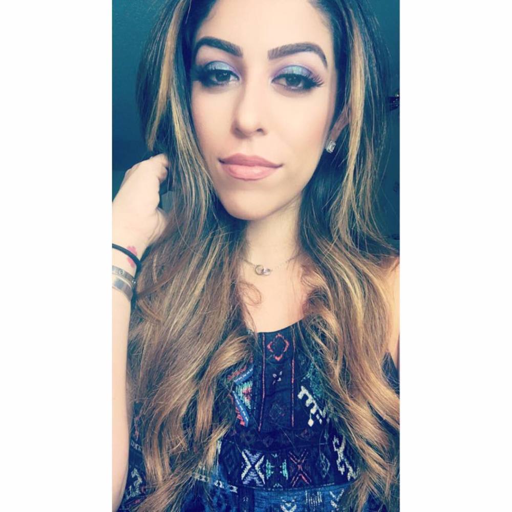 Meet your Posher, Vanesa