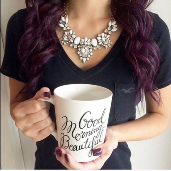 🎉HOST PIC🎉 White and Clear Statement Necklace - Picture 2 of 4