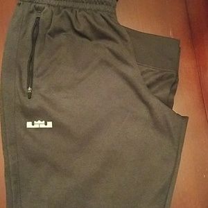 Men's nike joggers
