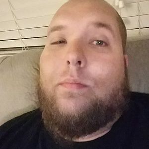 Meet your Posher, Dustin