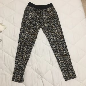 (Size S) NORDSTROM PRINT PANTS