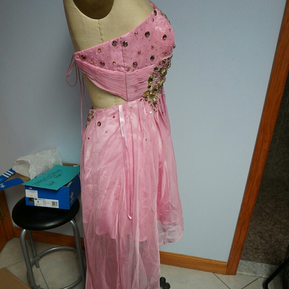 Jeweled Evening Gown/Prom Dress with Long Train - Picture 6 of 8
