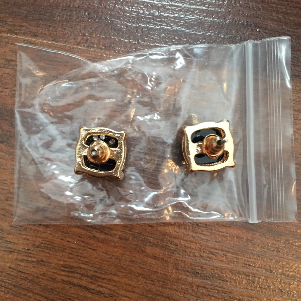 Black Glitter Stud Earrings - Picture 4 of 4