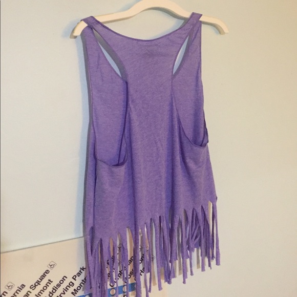 Medium Victoria's Secret frilled tank - Picture 2 of 2