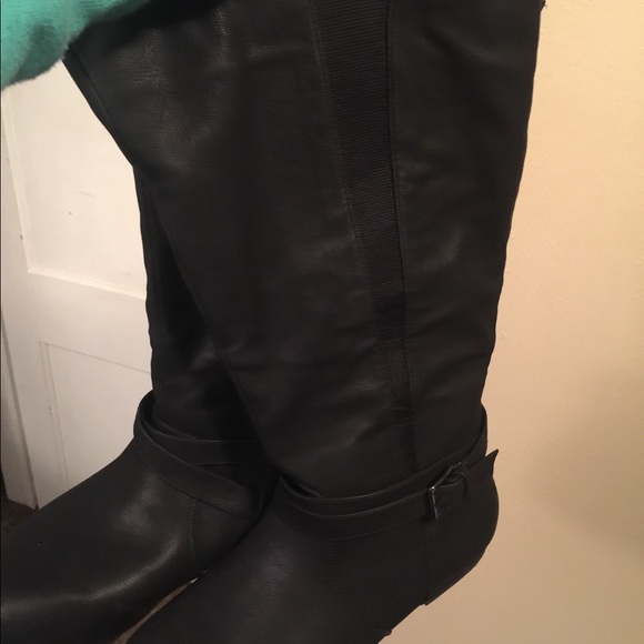 Shoes - Black riding boots