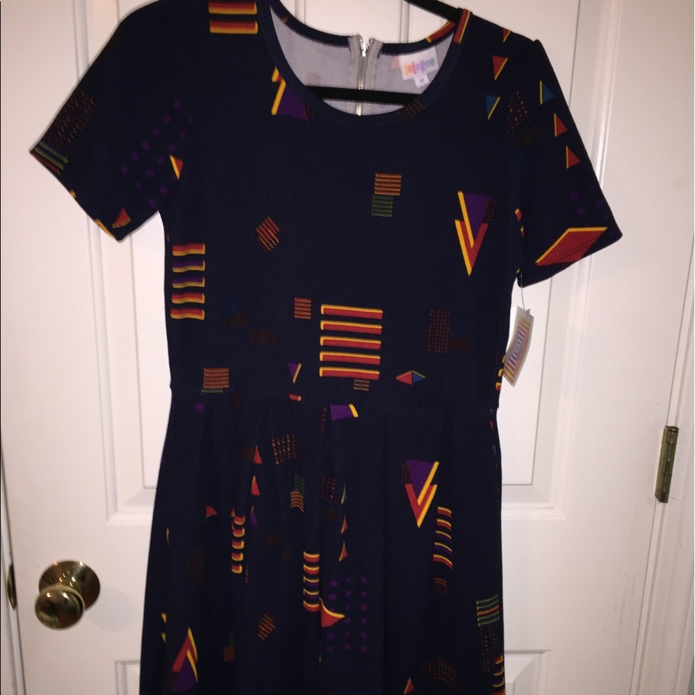 LuLaRoe Amelia Dress size M