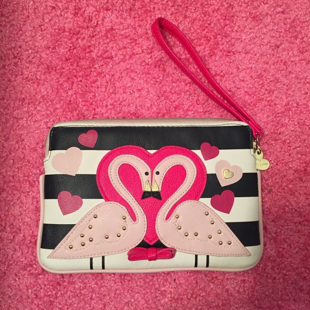 🚫SOLD🚫 Betsey Johnson Flamingo Clutch