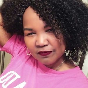 Meet your Posher, Louise