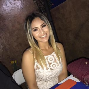 Meet your Posher, Stephanie