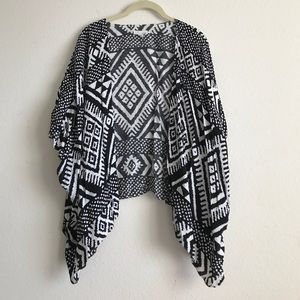 Tribal print kimono top