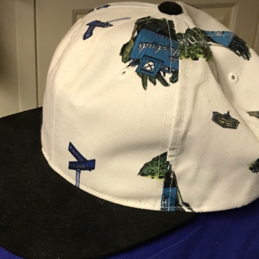 BRAND NEW White "Cali"  hat by The Hundreds