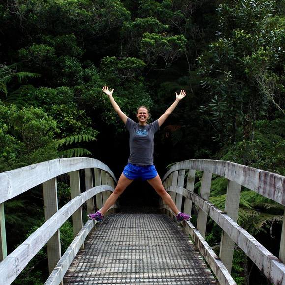 Meet your Posher, Lori - Picture 1 of 1