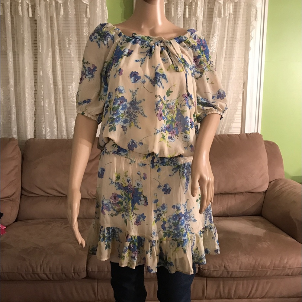 Romantic cute dress sz small fri Xhilaration