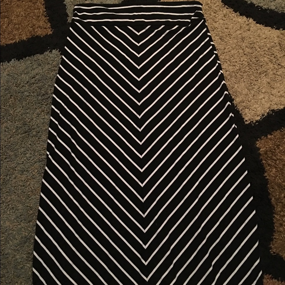 Super soft maxi skirt