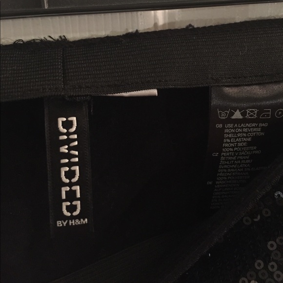 Glitter bandaid skirt - Picture 2 of 4