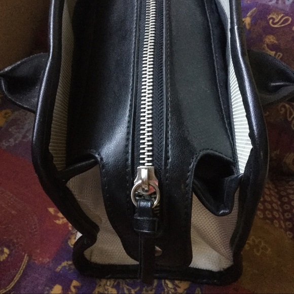 DKNY handbag Black and White canvas New - Picture 3 of 5