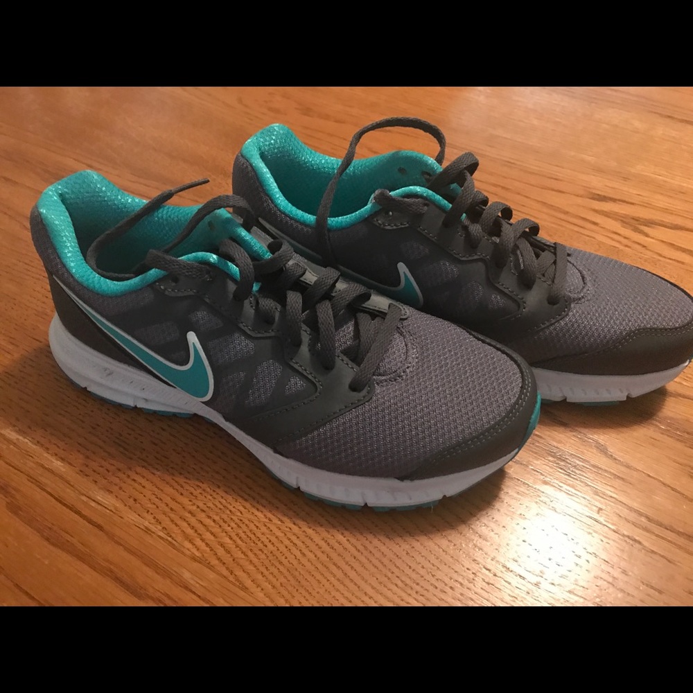 Nike Downshifter 6