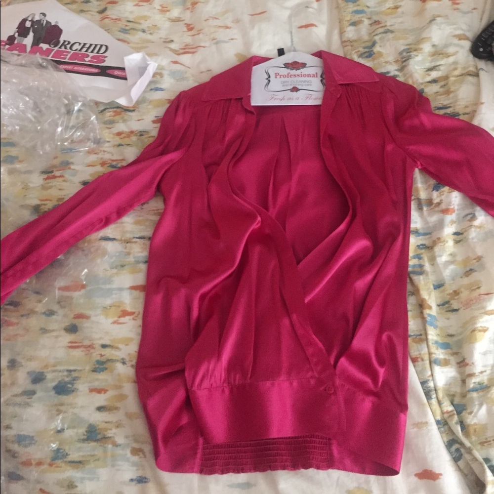 I only wore this top onces !! And I dry cleaned it