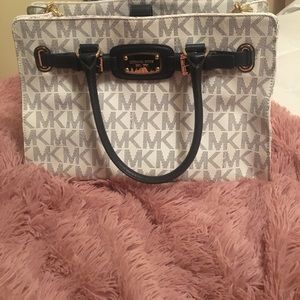 Michael Kors Hamilton Purse