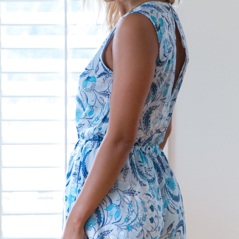 LAST 1 (SM) COASTAL BLUES Playsuit Romper - Picture 4 of 6