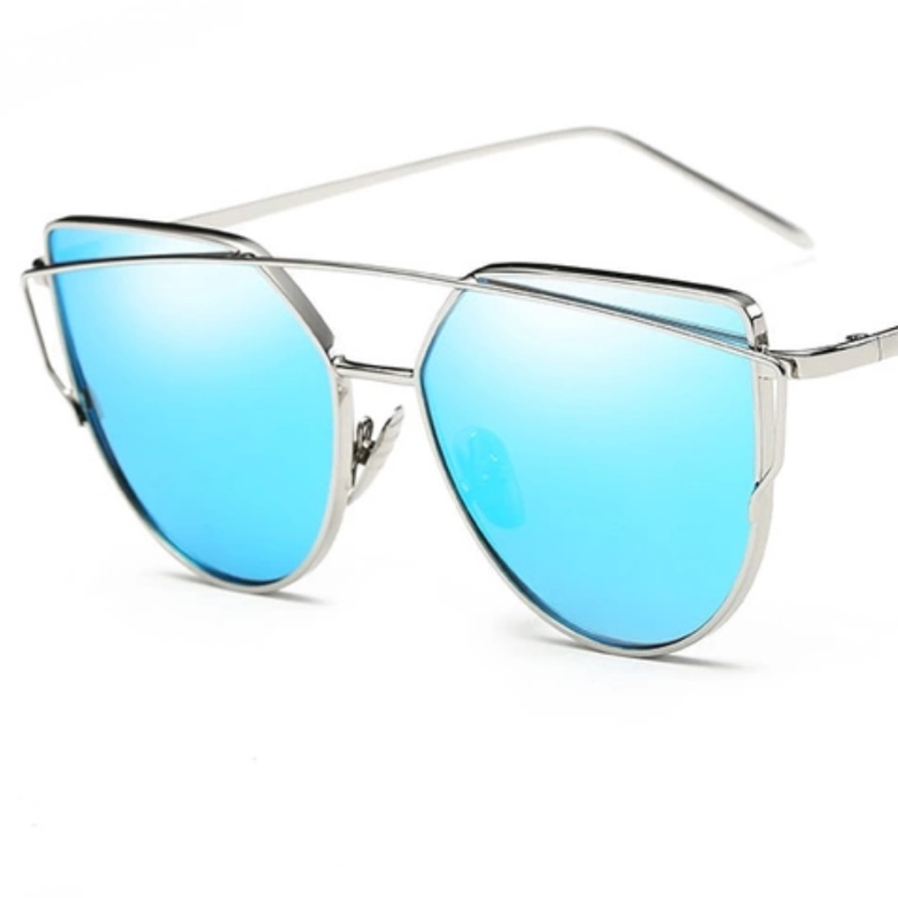 🔥 CLEARANCE PINK mirrored reflective sunglasses - Picture 4 of 5