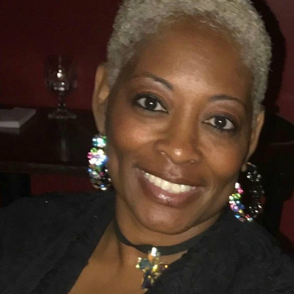 Meet your Posher, Twyla