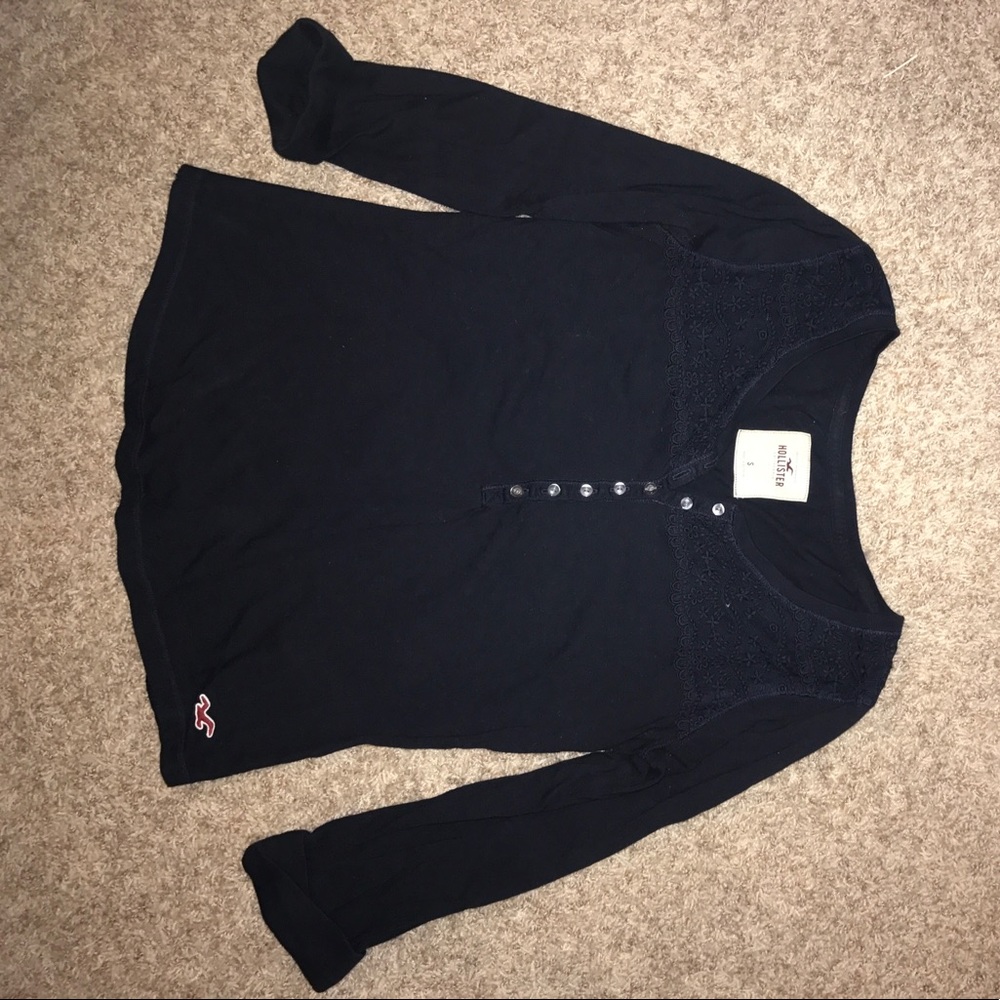 Hollister shirt with lace