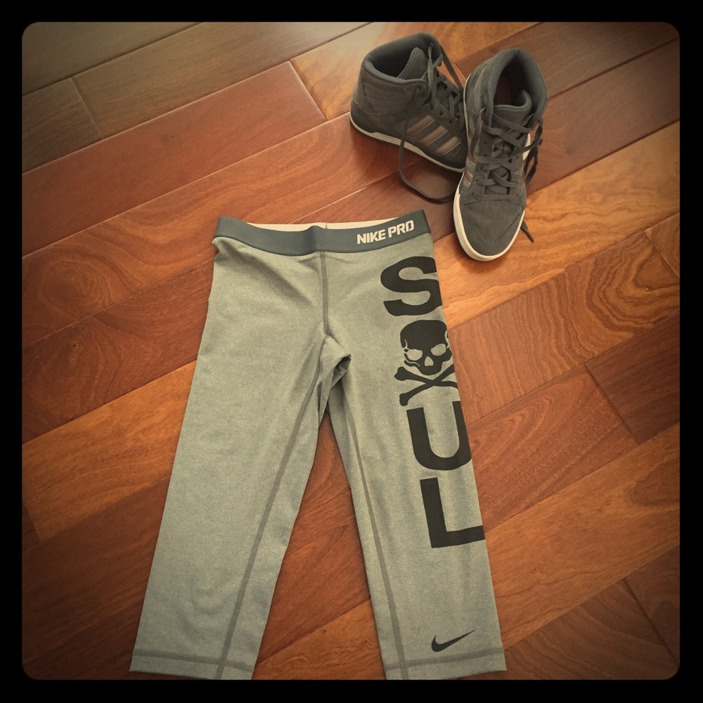 Nike cycling capris. Soul cycle. Size xs