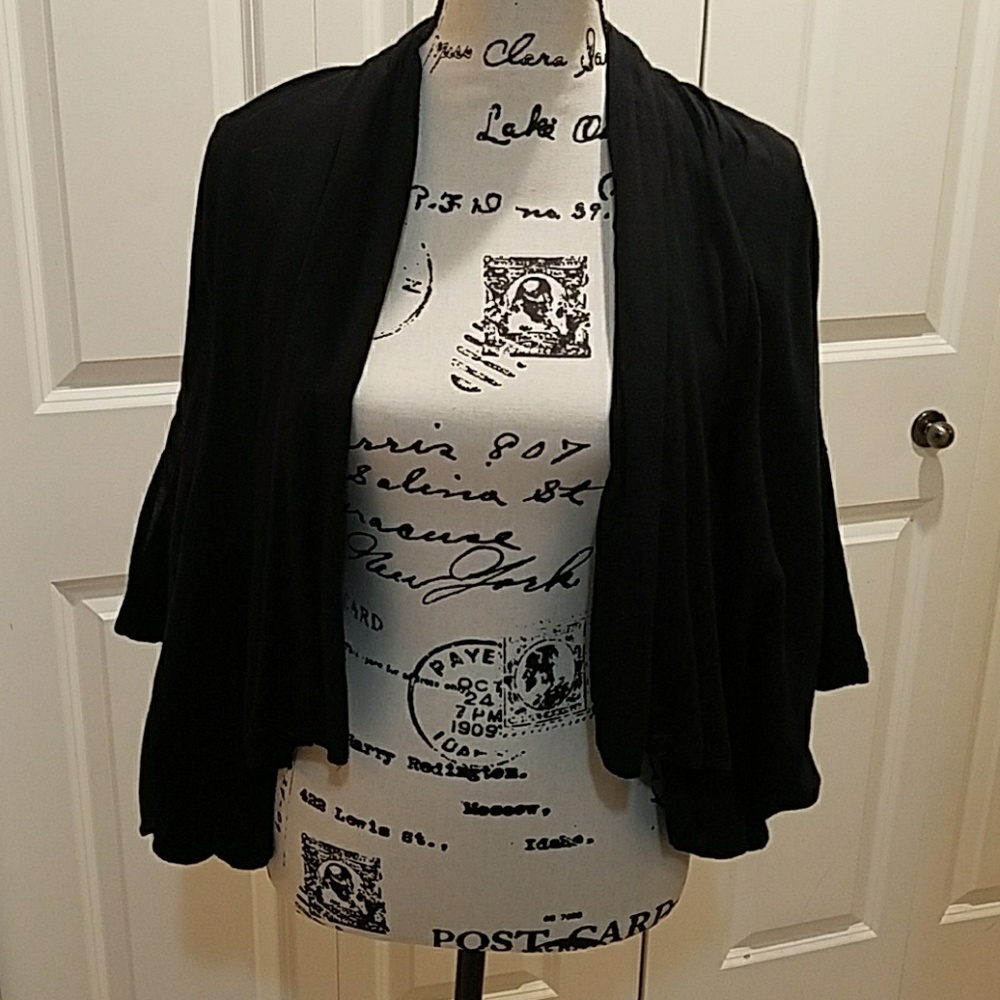 Soft black open-front top