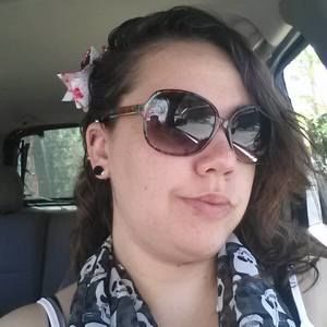 Meet your Posher, Monica