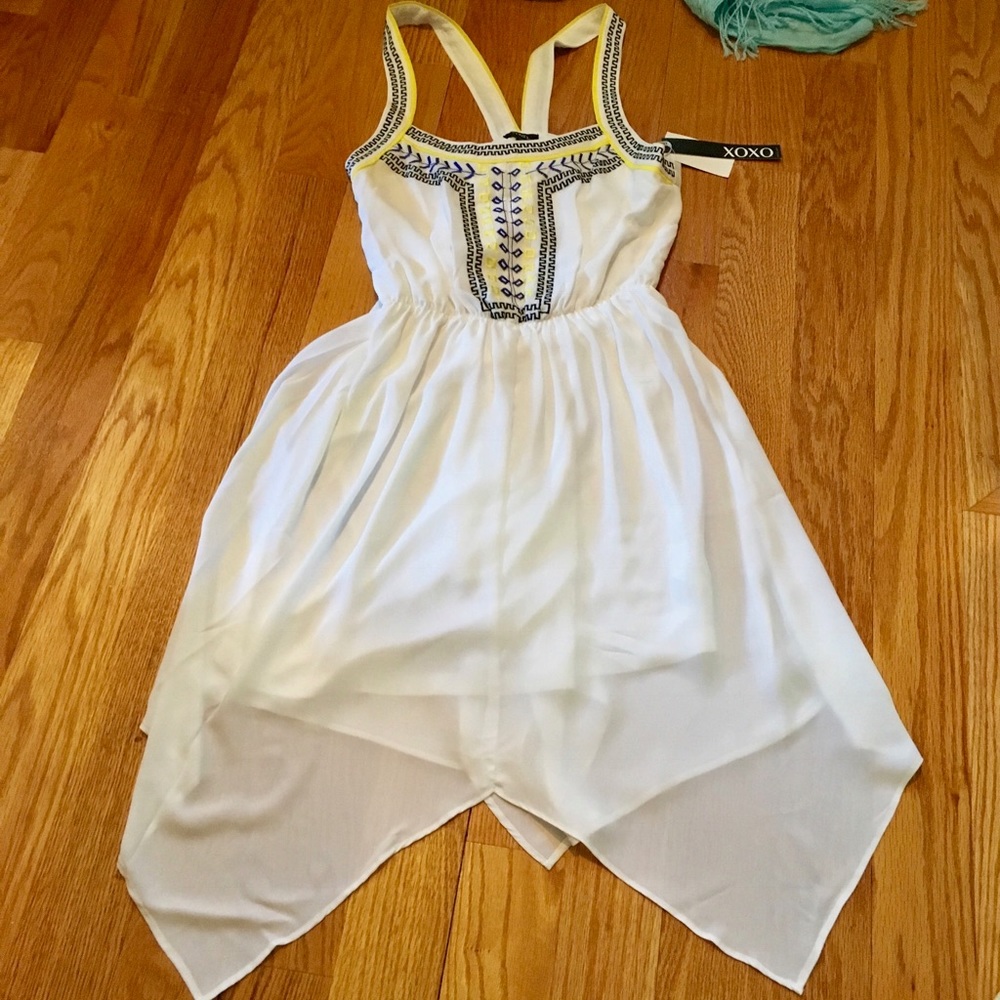 🌸 SALE Embroidered Peasant Dress