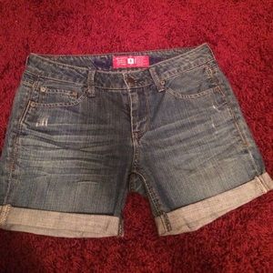 Cute Denim shorts