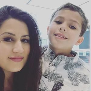 Meet your Posher, Talia