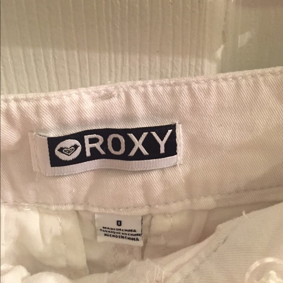 White Roxy shorts - Picture 2 of 4