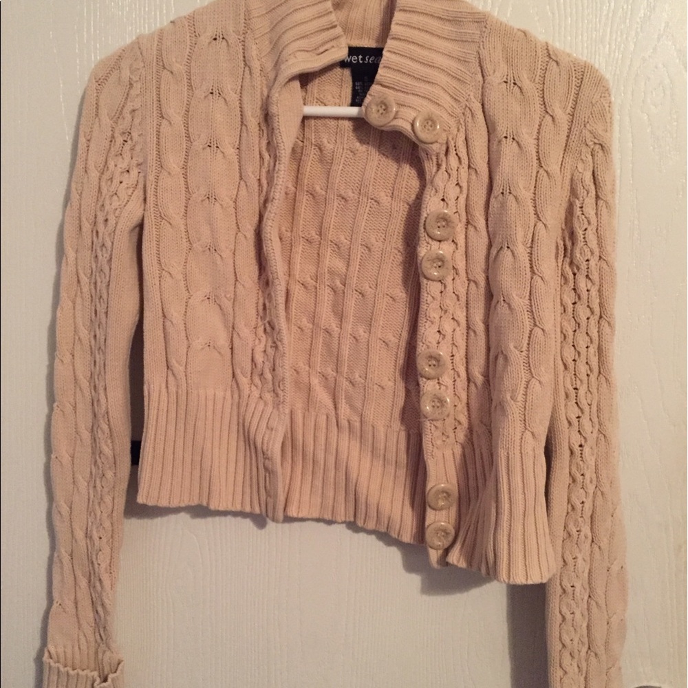 Women's sweater