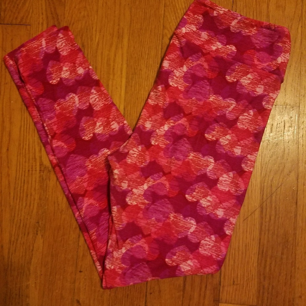 NWOT Lularoe OS Valentine leggings