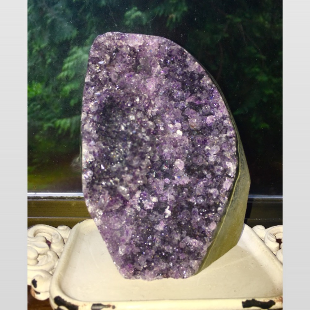 Amethyst Geode Cathedral Uruguay Large 814 grams