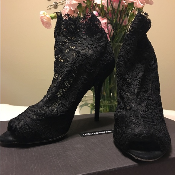 Dolce & Gabbana Laced Booties - Picture 1 of 3