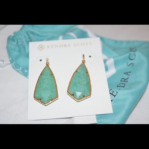 Kendra Scott Carla Earrings