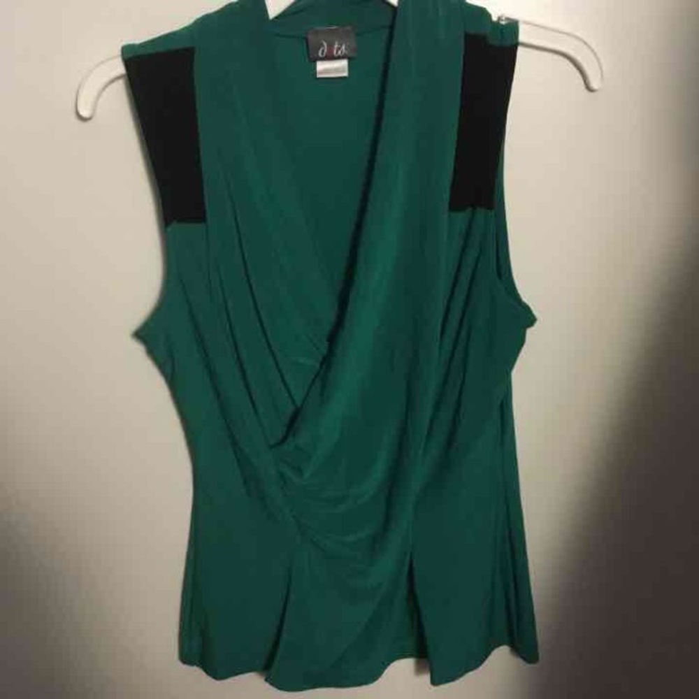 GreeySleeveless Tank-top