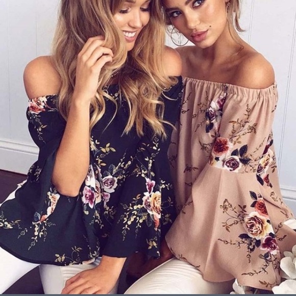 🎉HP🎉Delicate off the shoulder blush blooms top! - Picture 3 of 5