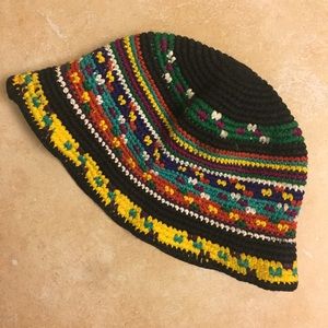 Multicolor knit bucket hat