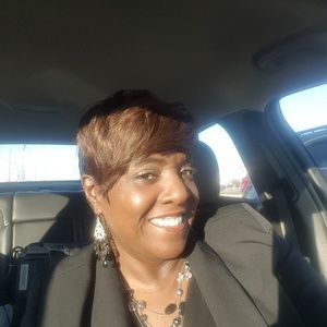 Meet your Posher, Constance