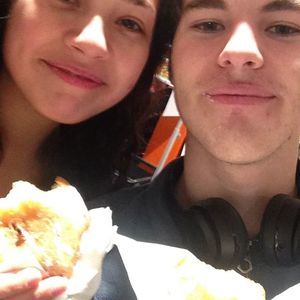 Meet your Posher, Samous