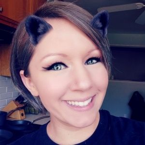 Meet your Posher, Kelli