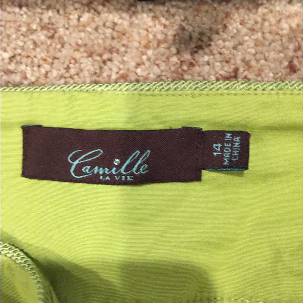 Capris - Picture 2 of 3
