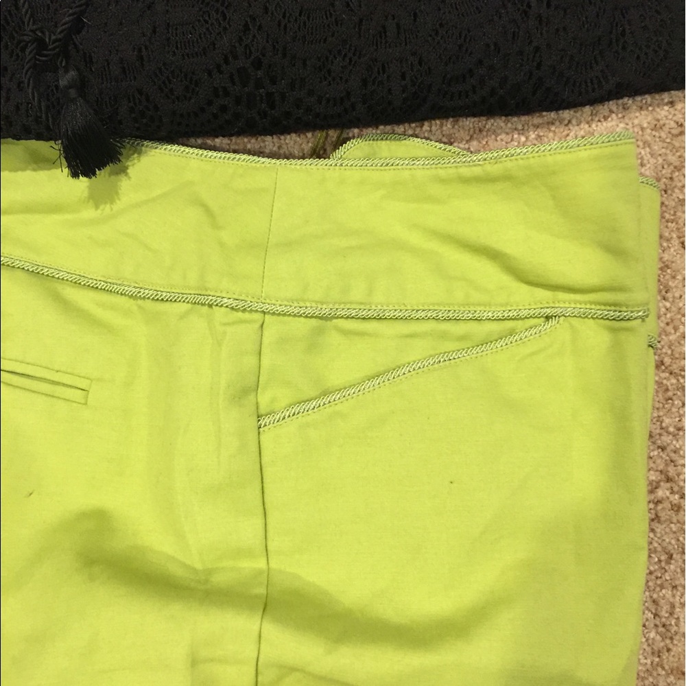 Capris - Picture 3 of 3